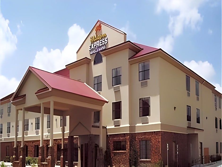 Holiday Inn Express & Suites Kerrville