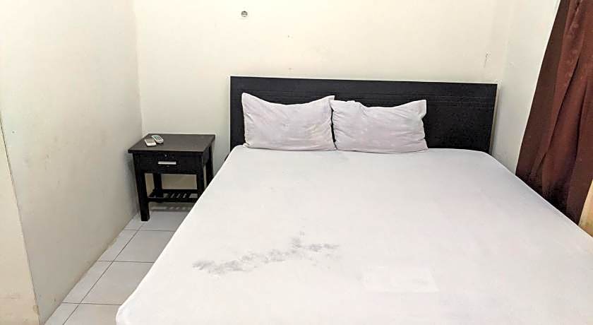 OYO 94015 Kost Alif Near Masjid Jami Nurul Huda