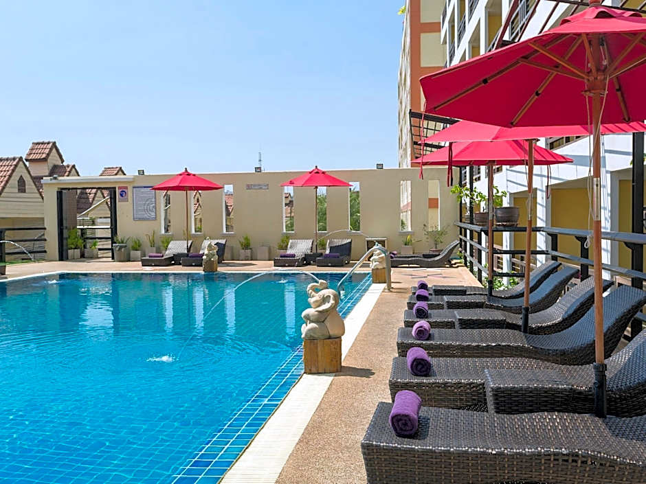 Golden Sea Pattaya