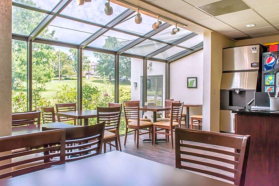 Sleep Inn & Suites Lancaster County