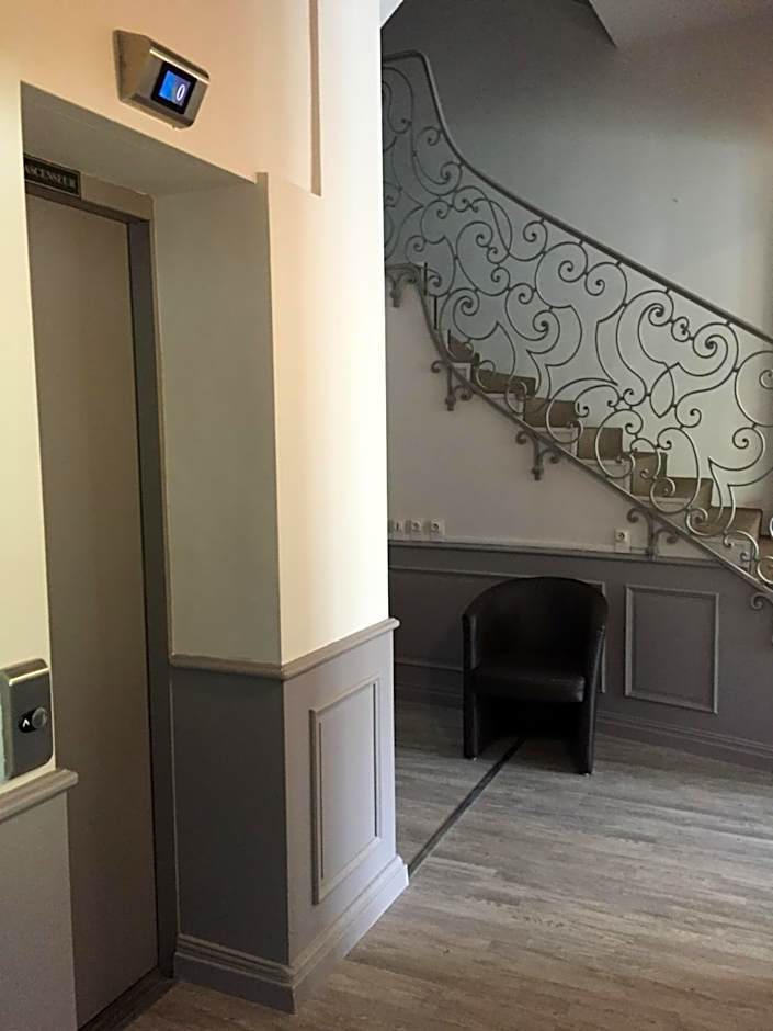 Logis Hotel du Midi