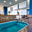 Holiday Inn Express Hotel & Suites Bedford By IHG