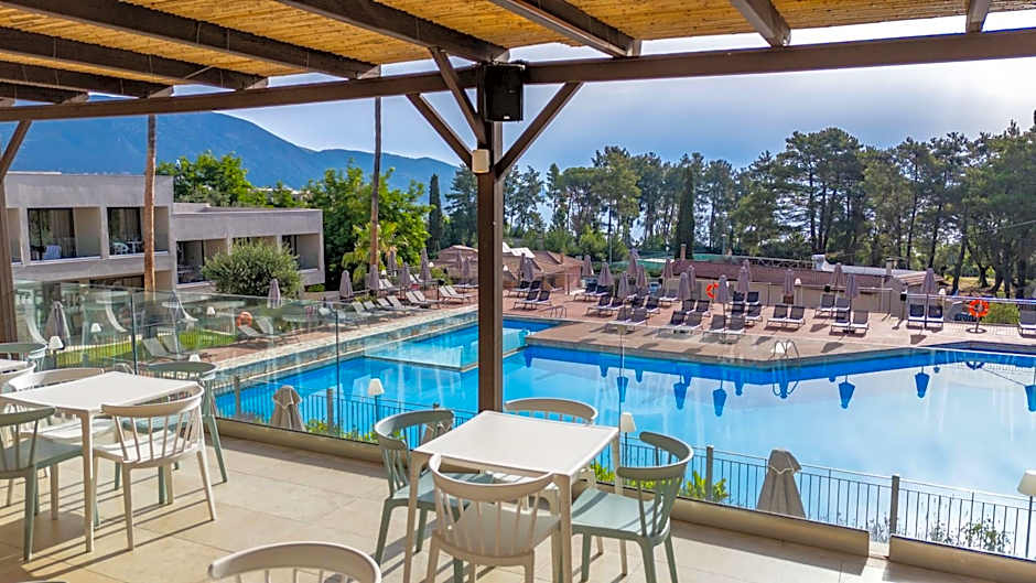 Iolida Corfu Resort & Spa by Smile Hotels