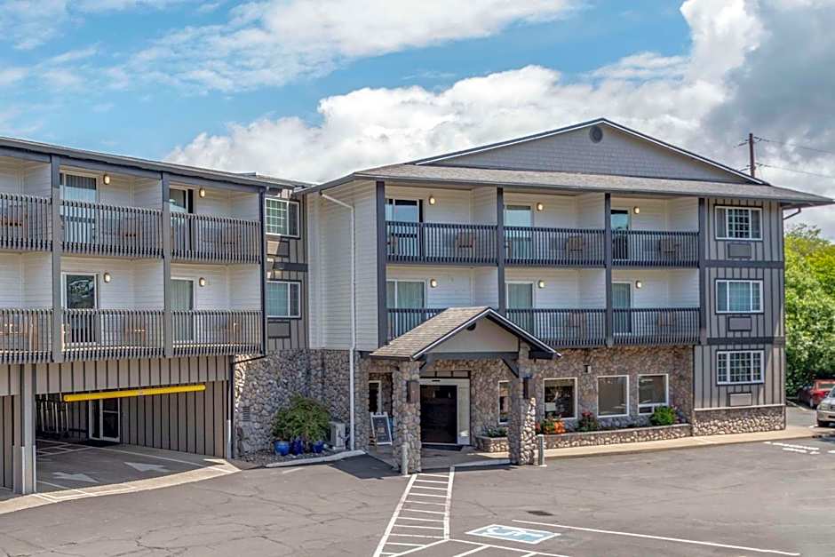 Comfort Inn & Suites Lincoln City