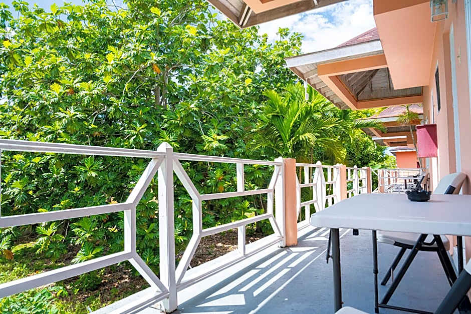 Shields Negril Villas