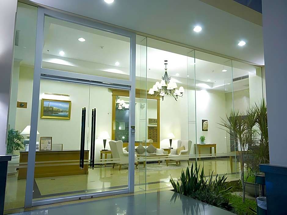 Classic Kameo Hotel and Serviced Apartments Sriracha