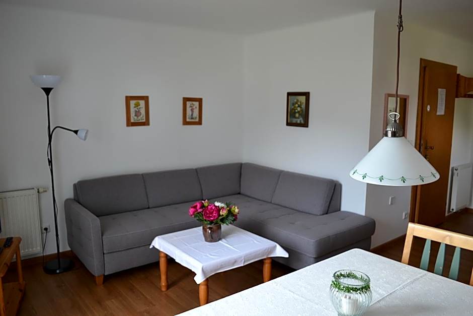 Appartements Ferienwohnungen Alpenblick