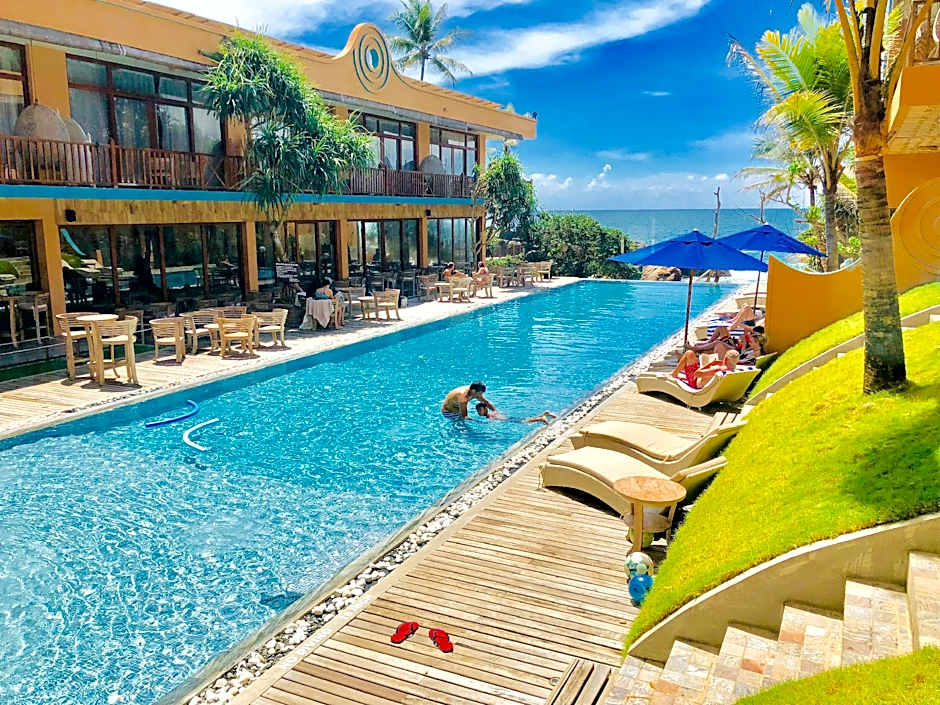 Thaproban Pavilion Waves Unawatuna