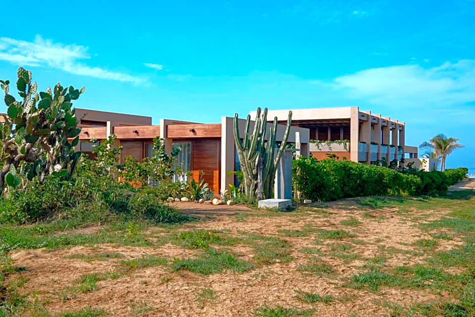 ONTO House Puerto Escondido