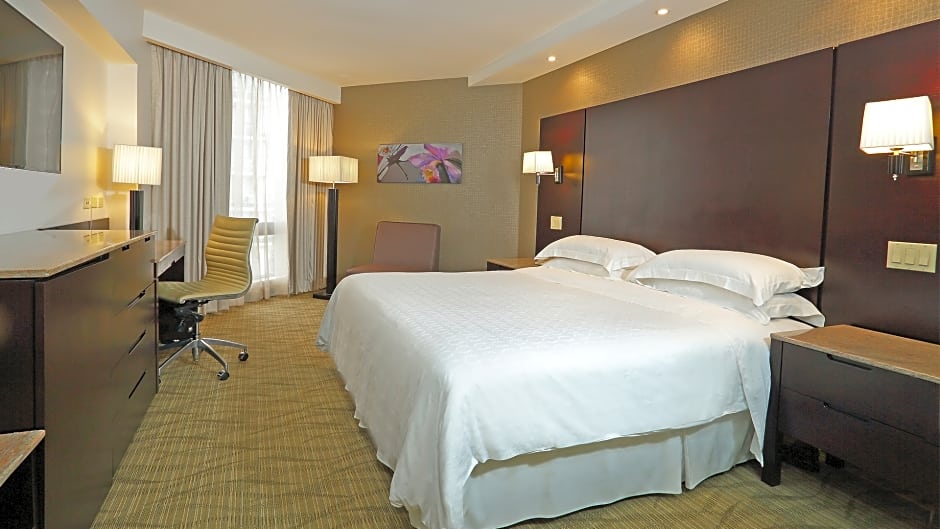 Sheraton Grand Panama