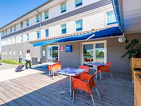 ibis budget Amberieu en Bugey/Chateau Gaillard