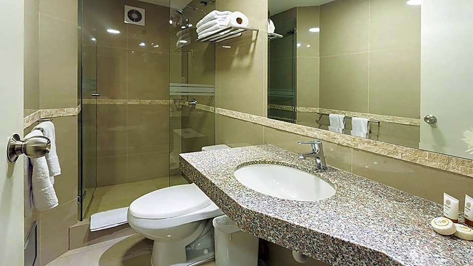 Howard Johnson by Wyndham Lima Miraflores Larco