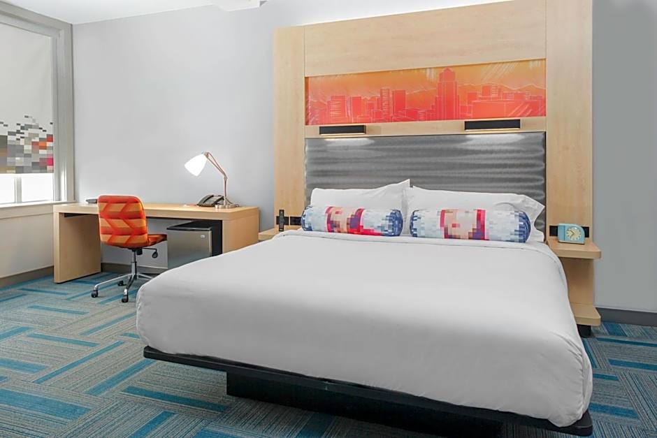 Aloft El Paso Downtown