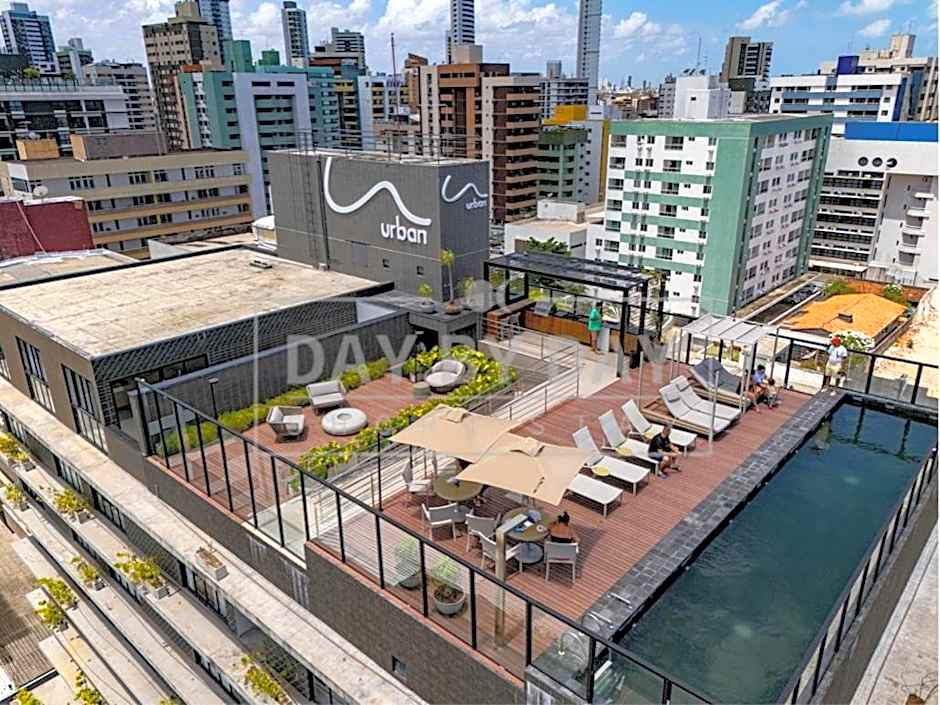 Urban 750 by Day by Day