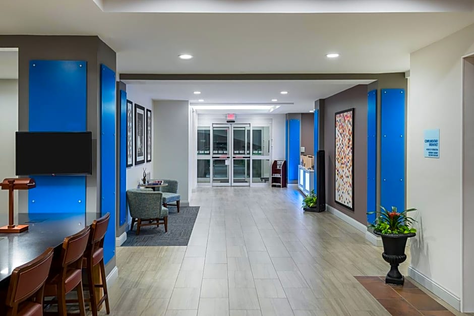 Holiday Inn Express Hotel & Suites Florence Civic Center By IHG
