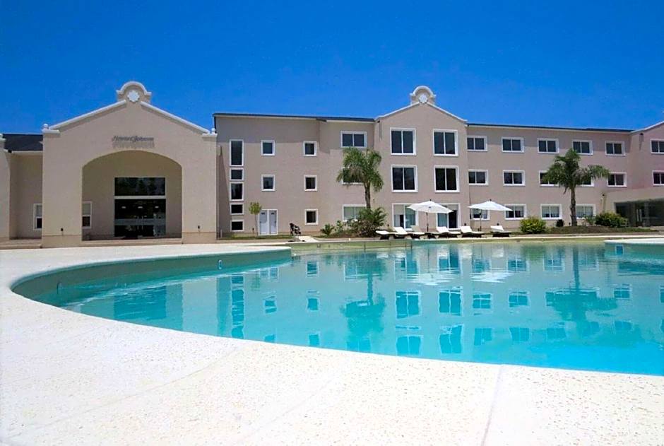 Howard Johnson Plaza & Convention Center Spa La Plata