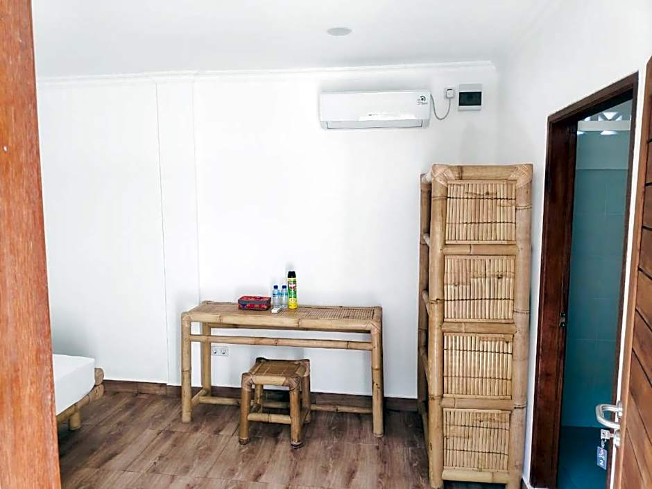 Gili Pirates Dive & BnB