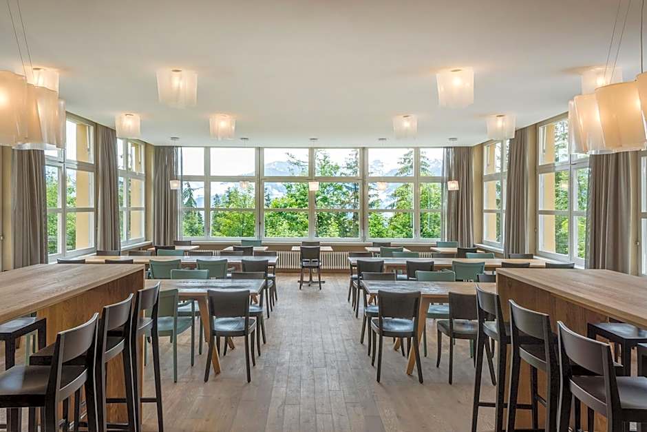 Crans-Montana Youth Hostel