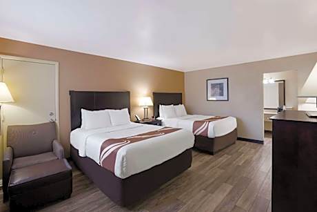 Queen Room with Two Queen Beds - Non-Smoking/Pet Friendly