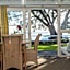 Hananui Lodge and Apartments