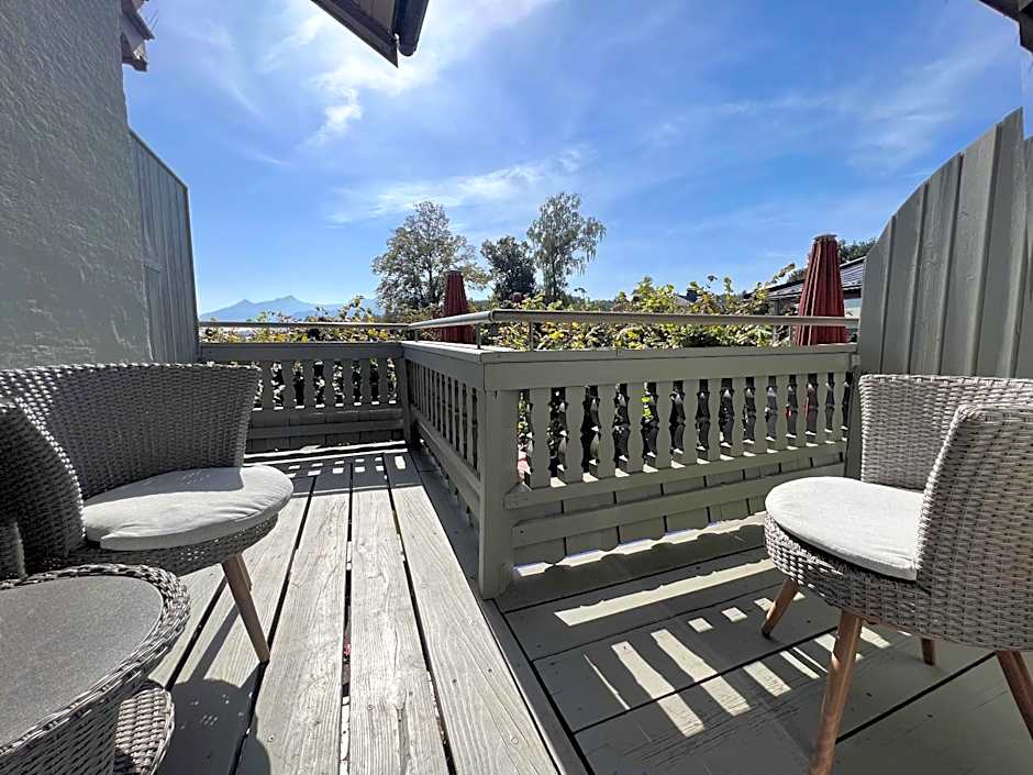 Sieben Zimmer am See