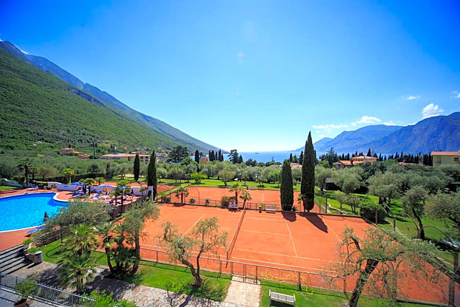 Club Hotel Olivi - Tennis Center