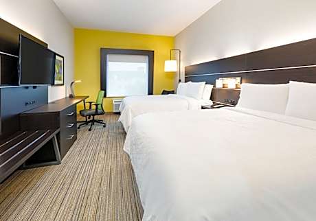 Standard Queen Room with Two Queen Beds