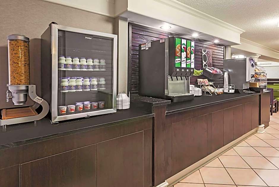 Travelodge by Wyndham Houston Cy-Fair