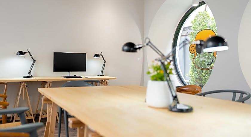 Blu Monkey Hub and Hotel Krabi Town