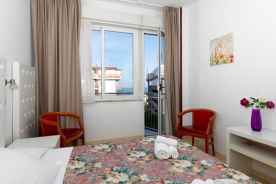 Hotel La Perla Rimini