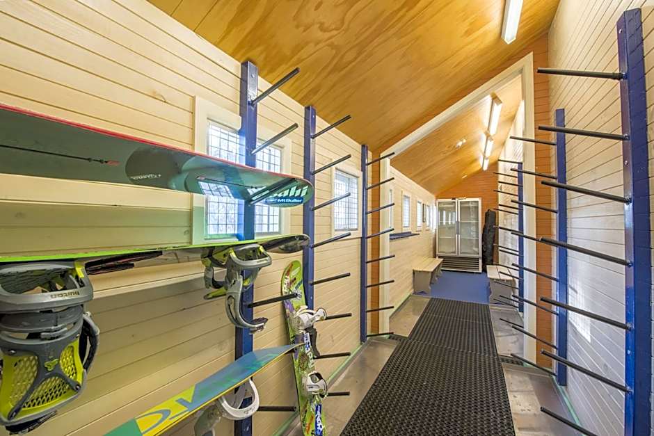 TERAMA Ski Lodge