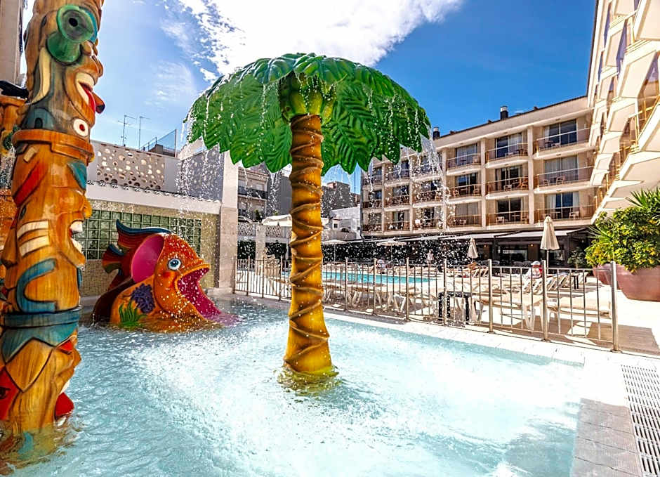 Photo 1 of 46 of Aparthotel Miami Park