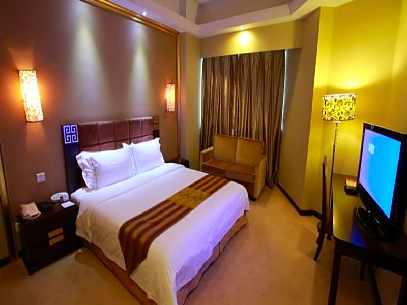 Fortune Hotel