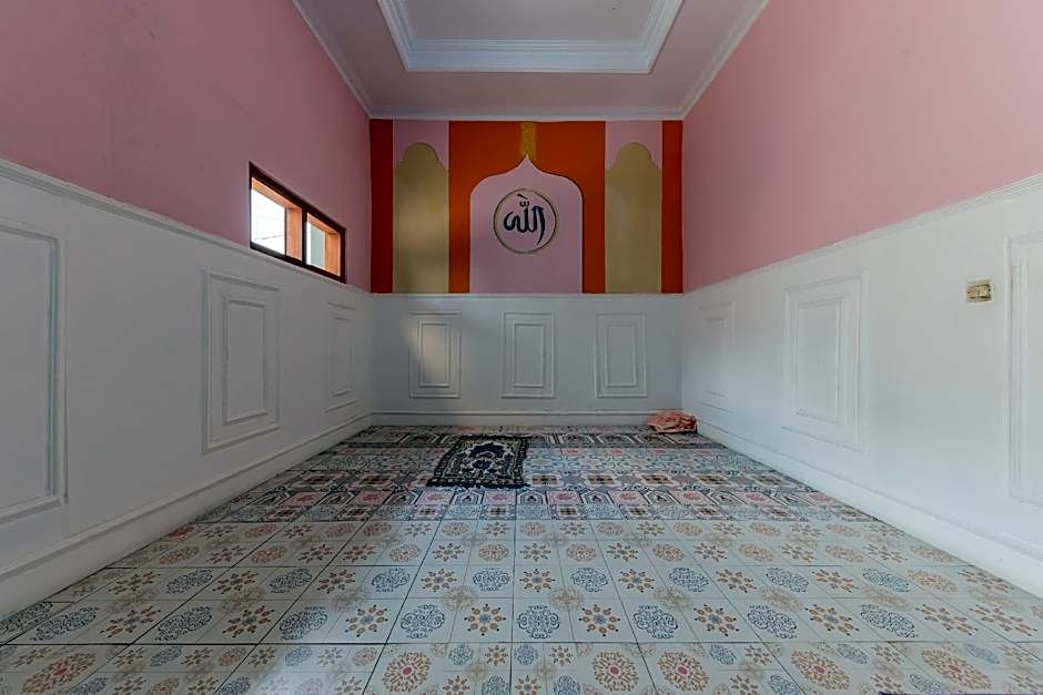 RedDoorz Syariah @ Jalan Siliwangi Tasikmalaya