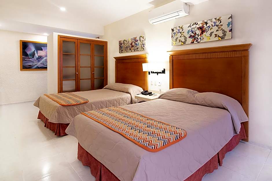 Hotel y Suites Nader
