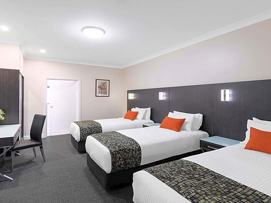 Mercure Goulburn
