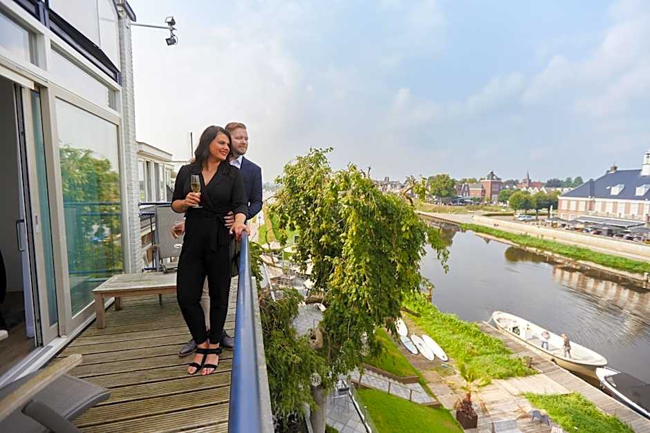 De Zon Hotel & Restaurant by Flow
