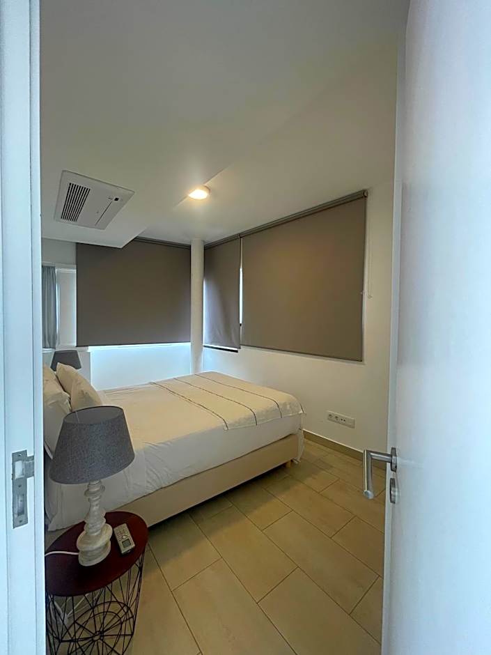 Esmeralda Holidays Apartments