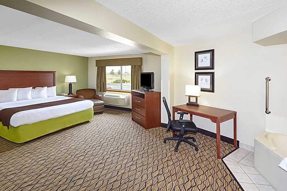 AmericInn by Wyndham Sheboygan