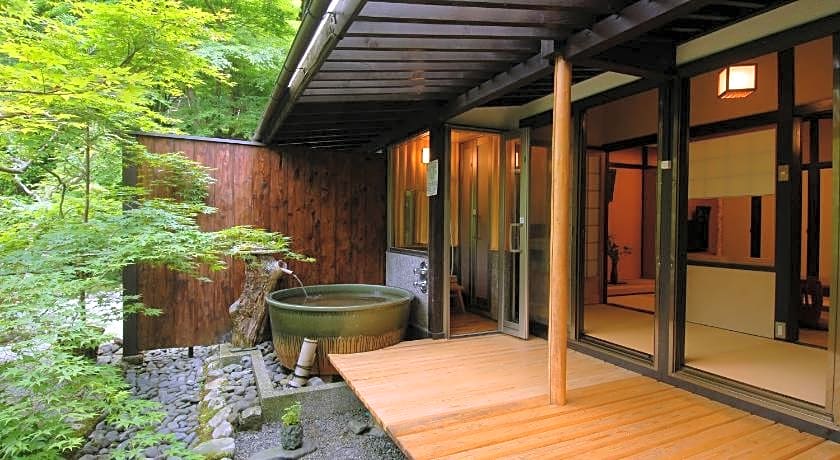 Momijiya Bekkan Kawa No Iori Ryokan