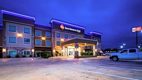 Best Western Plus Dilley Inn & Suites