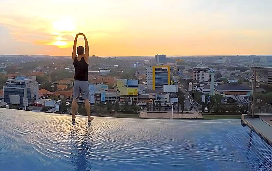 Louis Kienne Hotel Simpang Lima