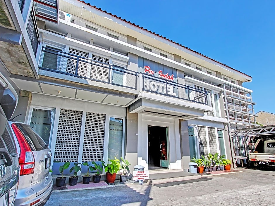 Capital O 92819 Pm Indah Hotel