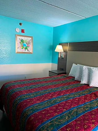 King Room - Non-Smoking