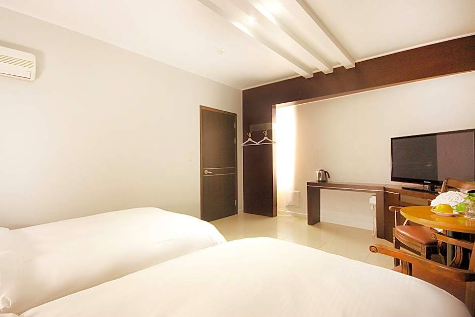 Goodstay Charmant Hotel (Korea Quality)
