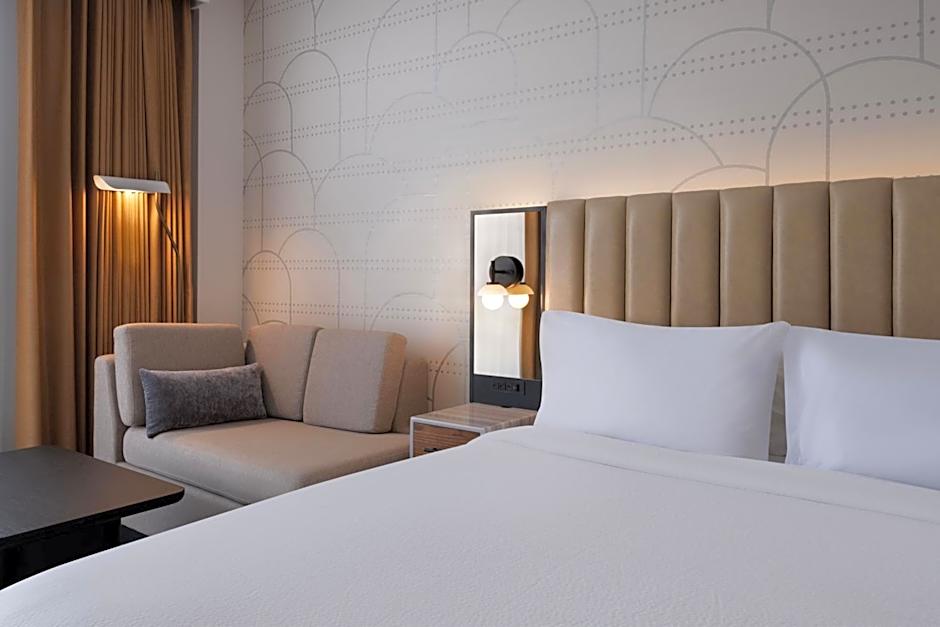 Courtyard by Marriott New York Manhattan/Soho