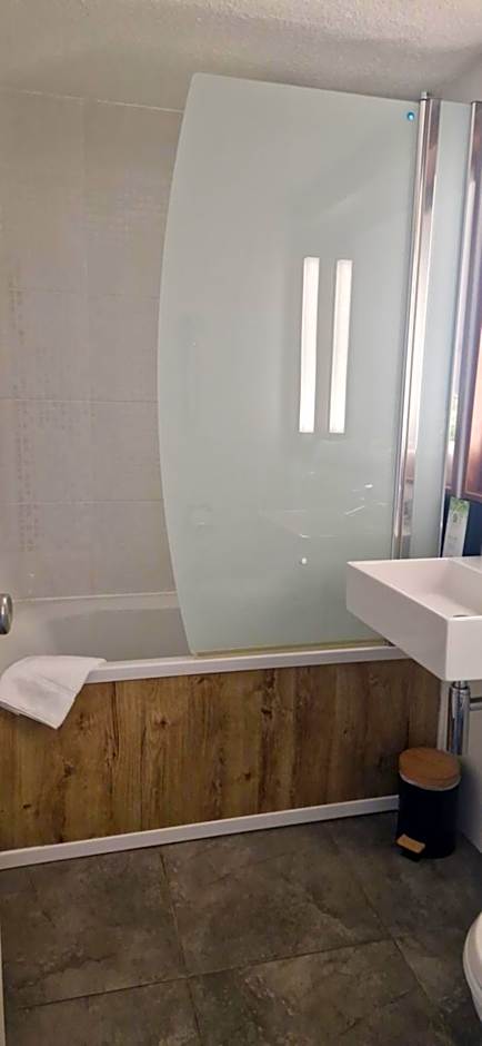 Campanile Saint Quentin