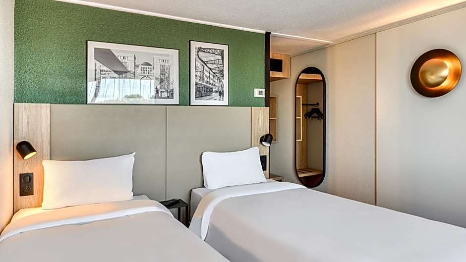Photo 1 of 5 of Standard 2 Beds