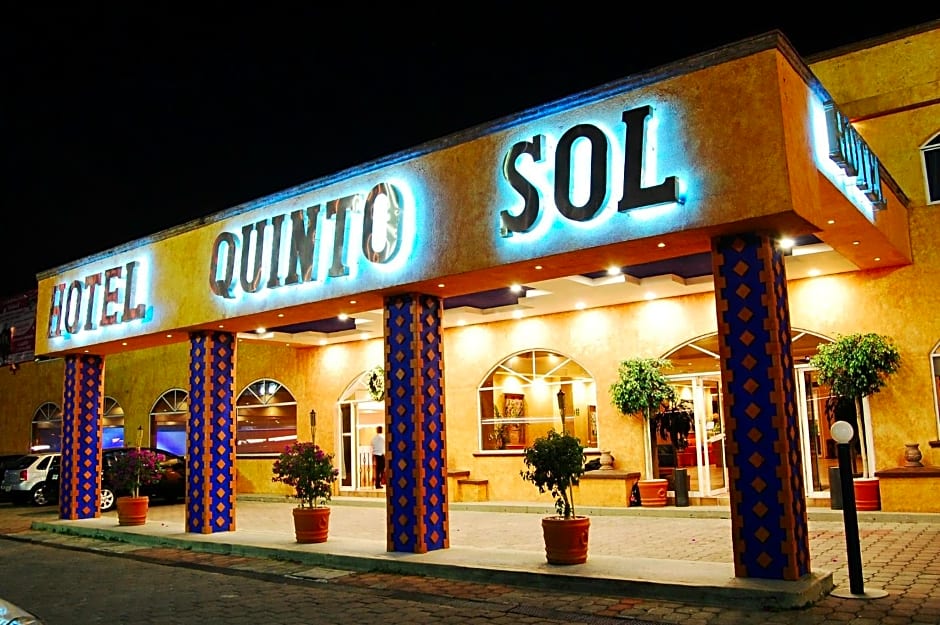 Hotel Quinto Sol