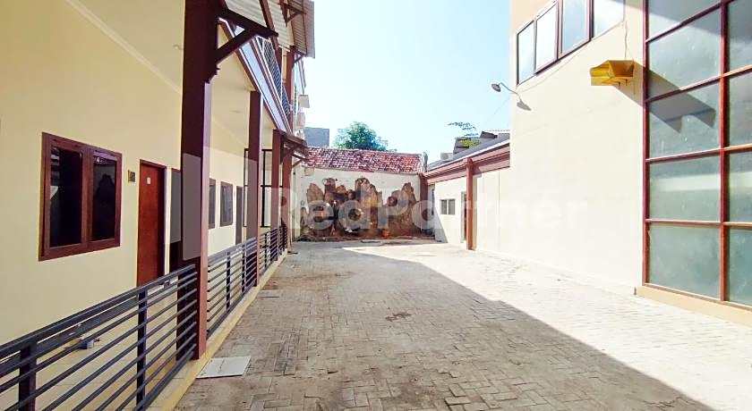 Mutiara Residence Near Simpang Lima Mitra RedDoorz